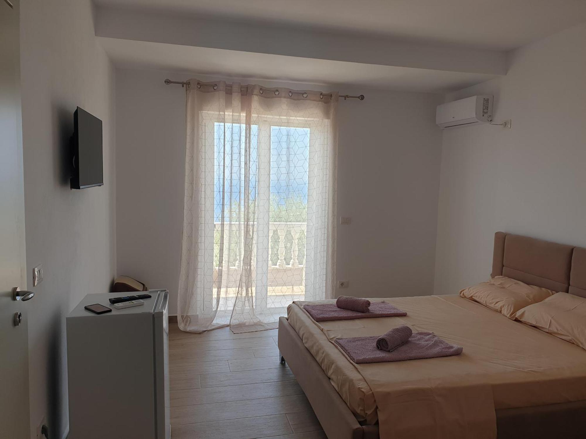 Rooms By George Dhermi Luaran gambar